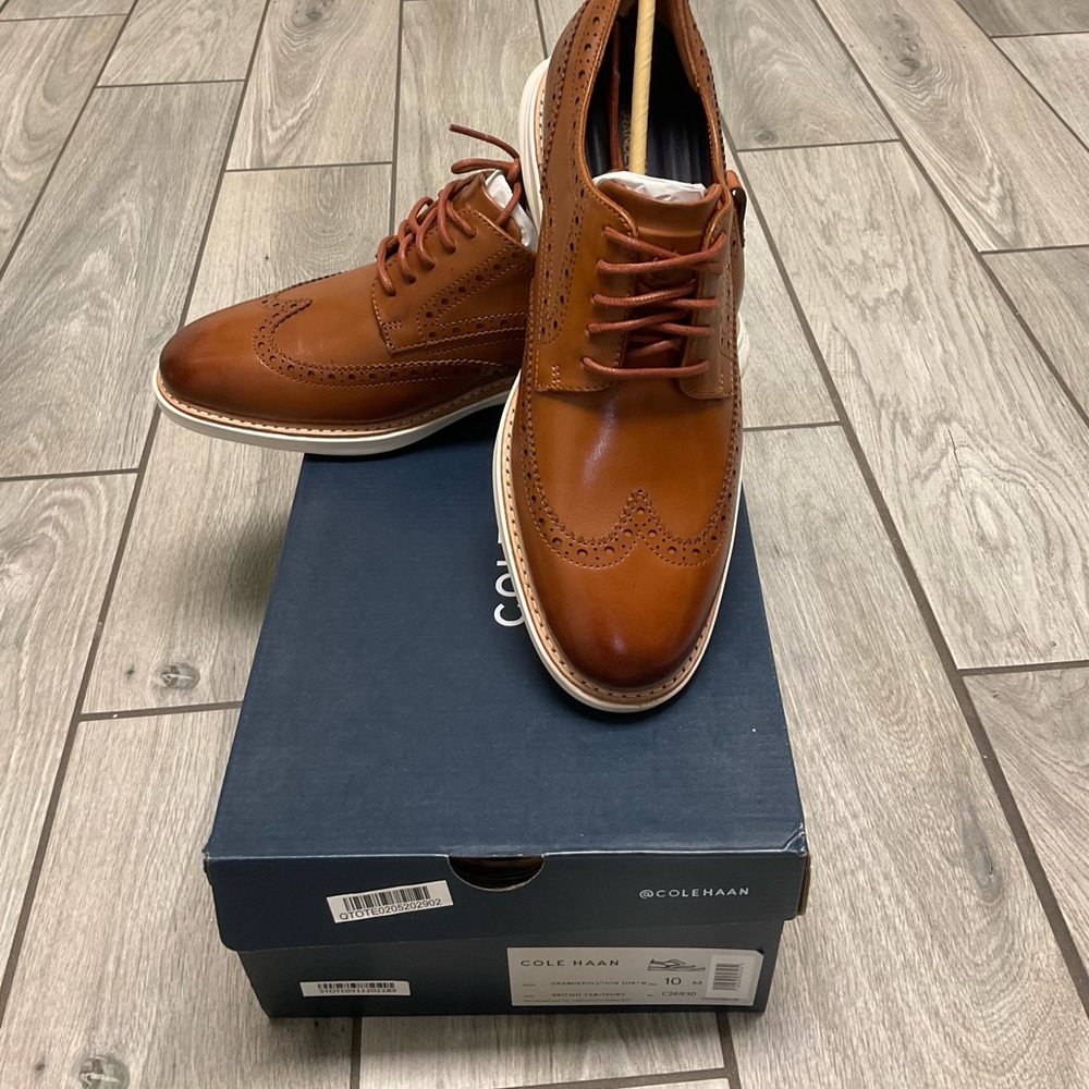 Men's Cole Haan Grand Evolution Shortwing Oxford British Tan/Ivory Sz 10 C26930 - Picture 2 of 7